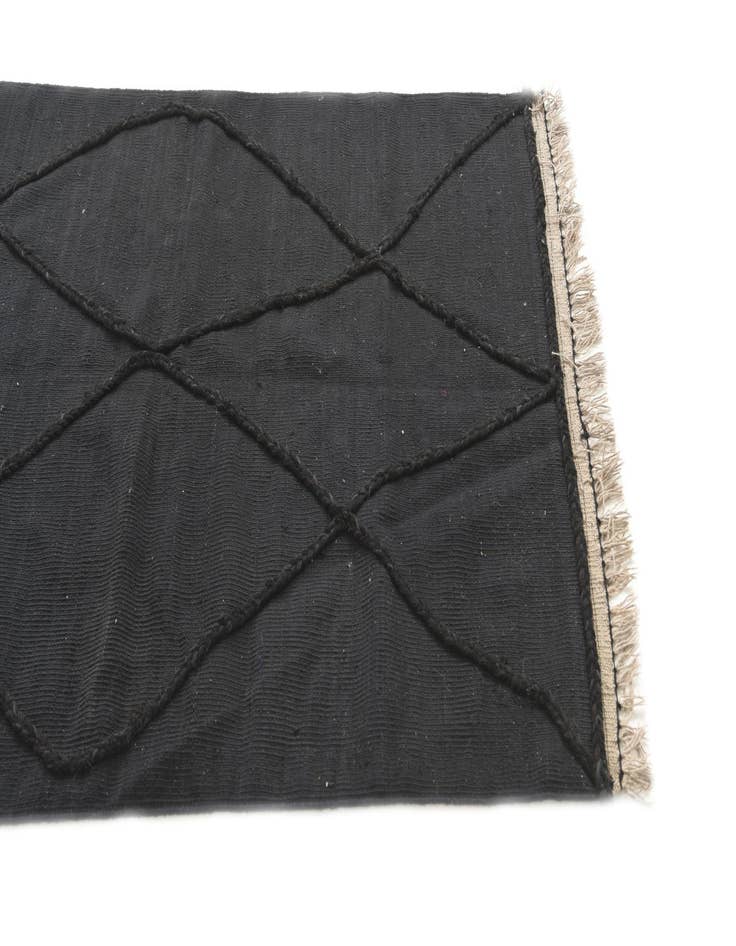 Detail image of  3' 6 x 5' 3  Hand Woven Kilim Modern Wool Rug