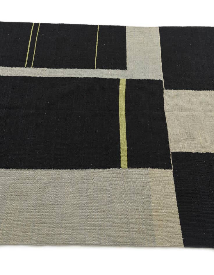 Detail image of  4' 1 x 5' 10  Hand Woven Kilim Modern Wool Rug