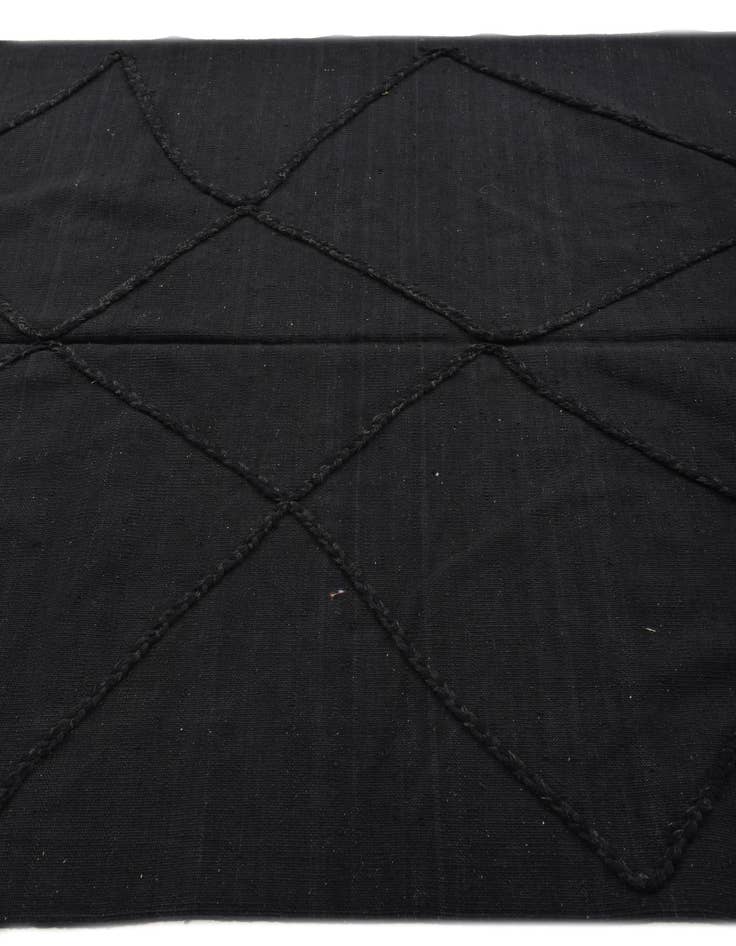 Detail image of  5' 7 x 8'  Hand Woven Kilim Modern Wool Rug