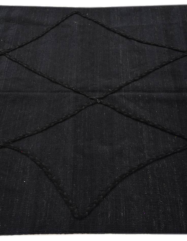 Detail image of  4' 4 x 5' 10  Hand Woven Kilim Modern Wool Rug