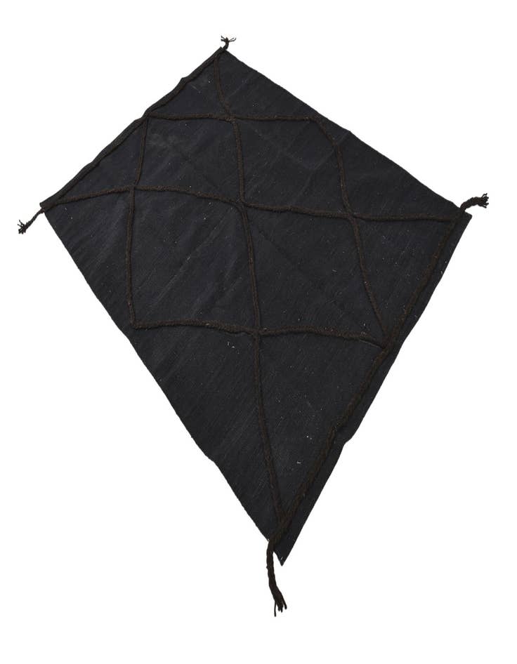 Detail image of  4' 4 x 6'  Hand Woven Kilim Modern Wool Rug