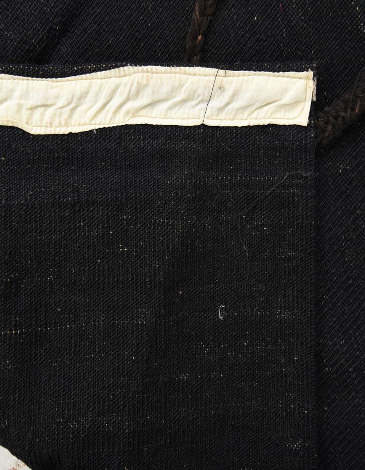 Detail image of  3' 7 x 4' 11  Hand Woven Kilim Modern Wool Rug