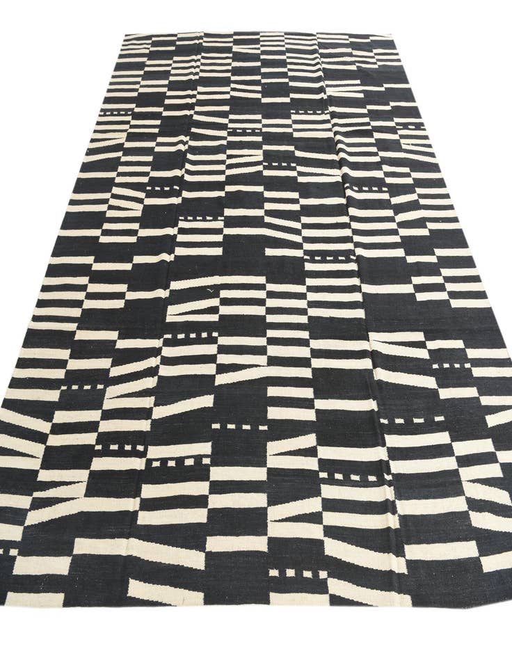 Detail image of  8' 7 x 9' 10  Hand Woven Kilim Modern Wool Rug