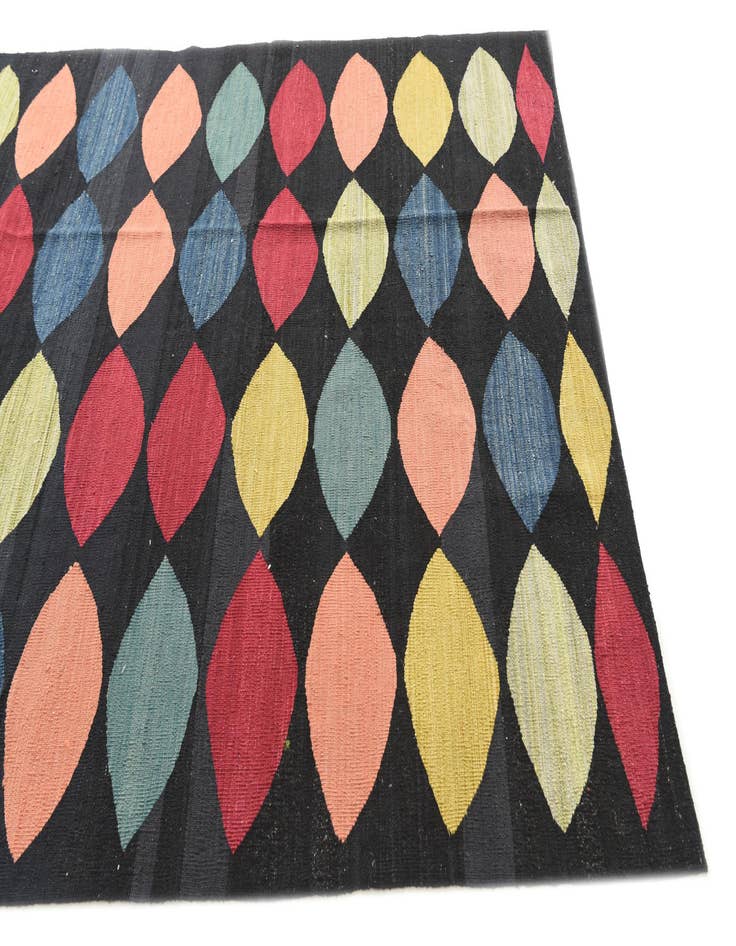 Detail image of  5' 8 x 8'  Hand Woven Kilim Modern Wool Rug