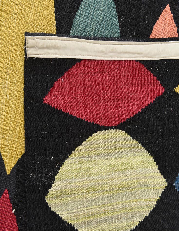 Detail image of  5' 8 x 8'  Hand Woven Kilim Modern Wool Rug