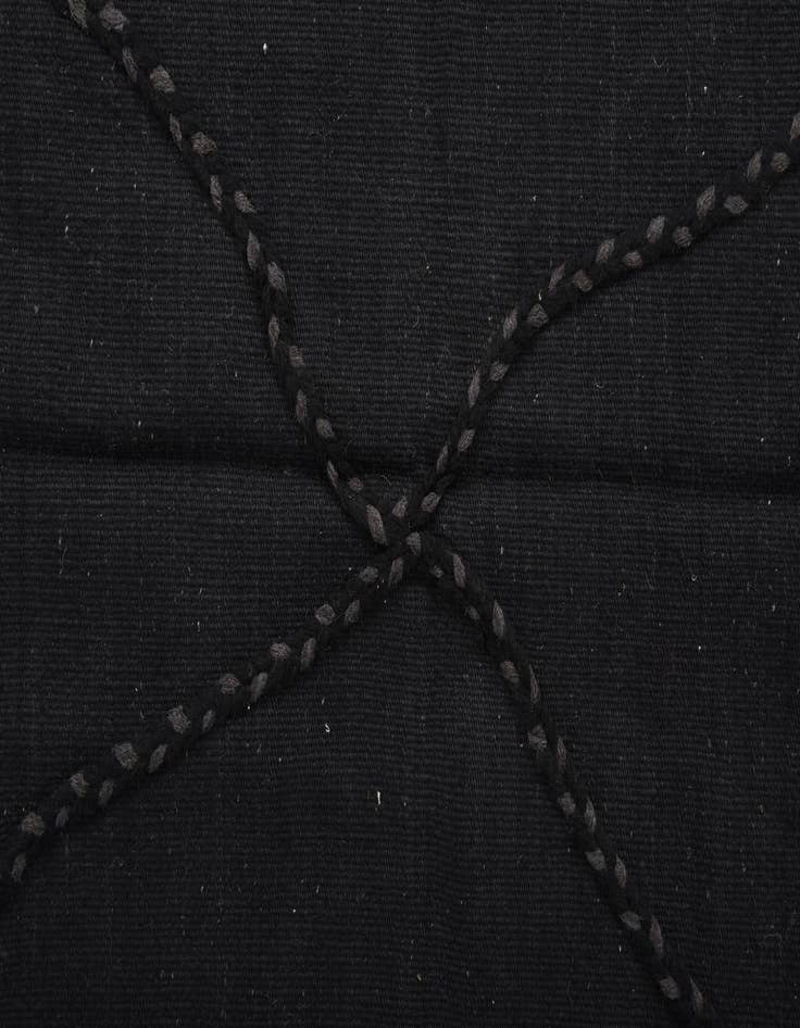 Detail image of  4' 2 x 6'  Hand Woven Kilim Modern Wool Rug