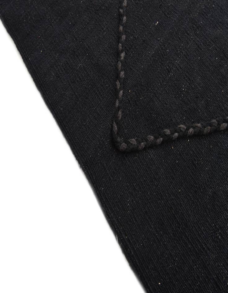 Detail image of  5' 7 x 7' 10  Hand Woven Kilim Modern Wool Rug