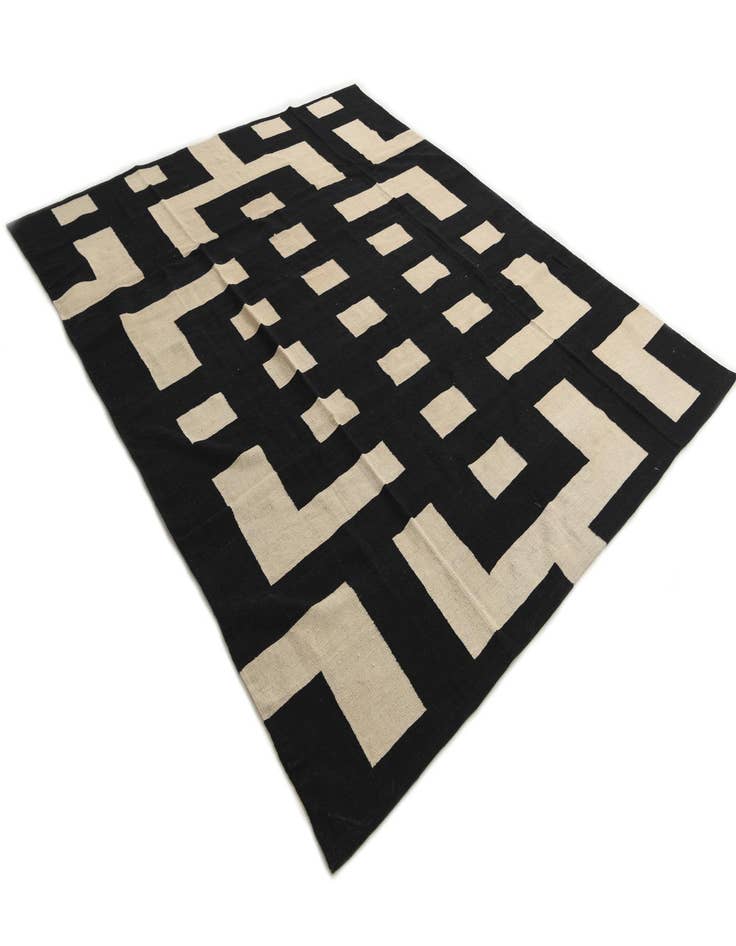 Detail image of  8' 1 x 9' 9  Hand Woven Kilim Modern Wool Rug