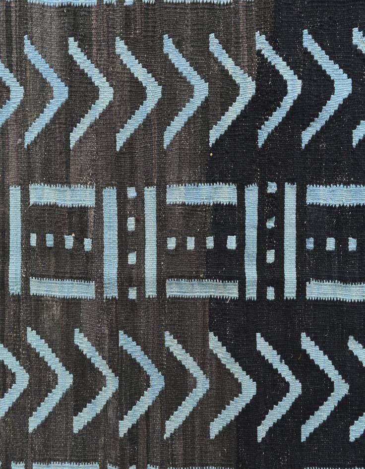 Detail image of  7' x 9' 1  Hand Woven Kilim Modern Wool Rug