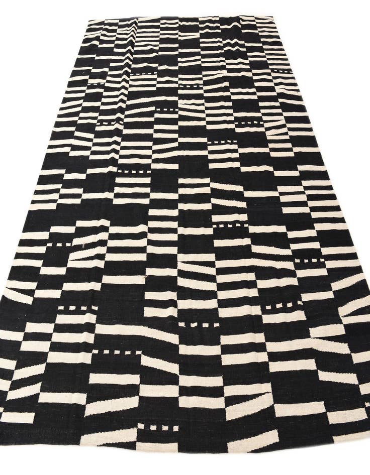 Detail image of  8' 4 x 9' 8  Hand Woven Kilim Modern Wool Rug