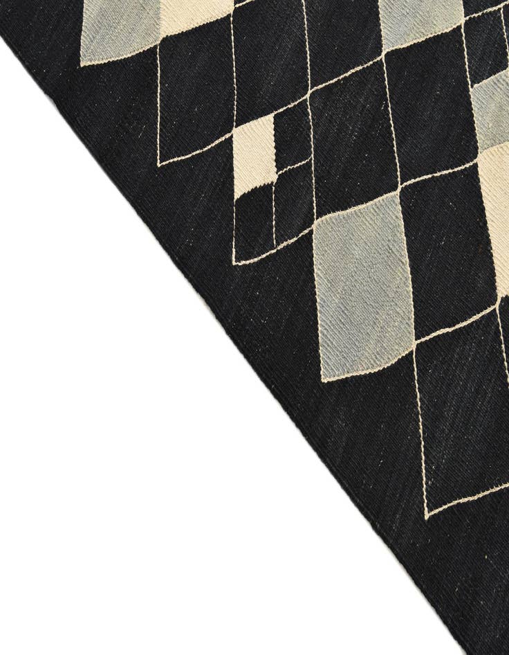 Detail image of  6' 10 x 9' 7  Hand Woven Kilim Modern Wool Rug