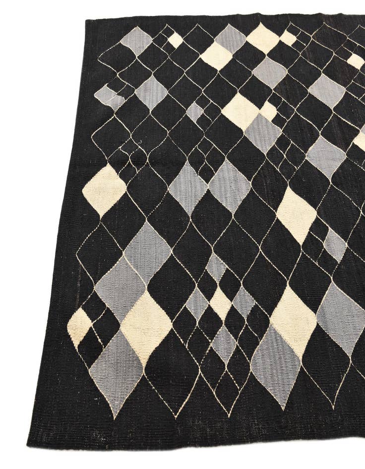 Detail image of  5' x 6' 6  Hand Woven Kilim Modern Wool Rug
