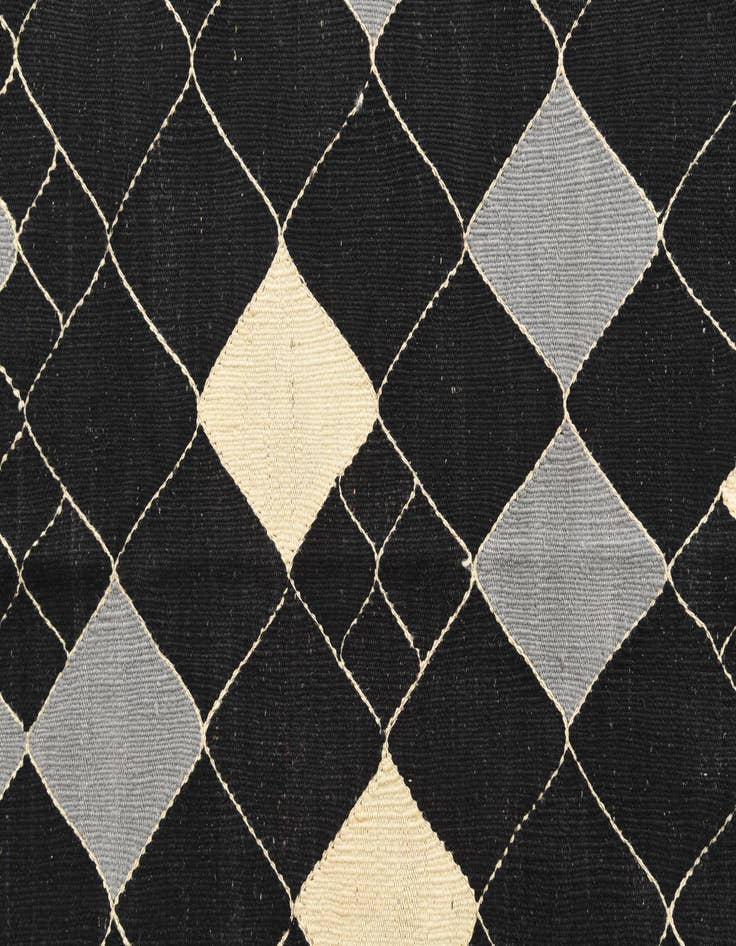 Detail image of  5' 1 x 6' 7  Hand Woven Kilim Modern Wool Rug