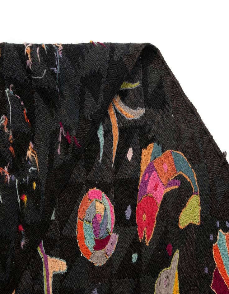 Detail image of  6' 2 x 9' 5 Kilim Wool Rug