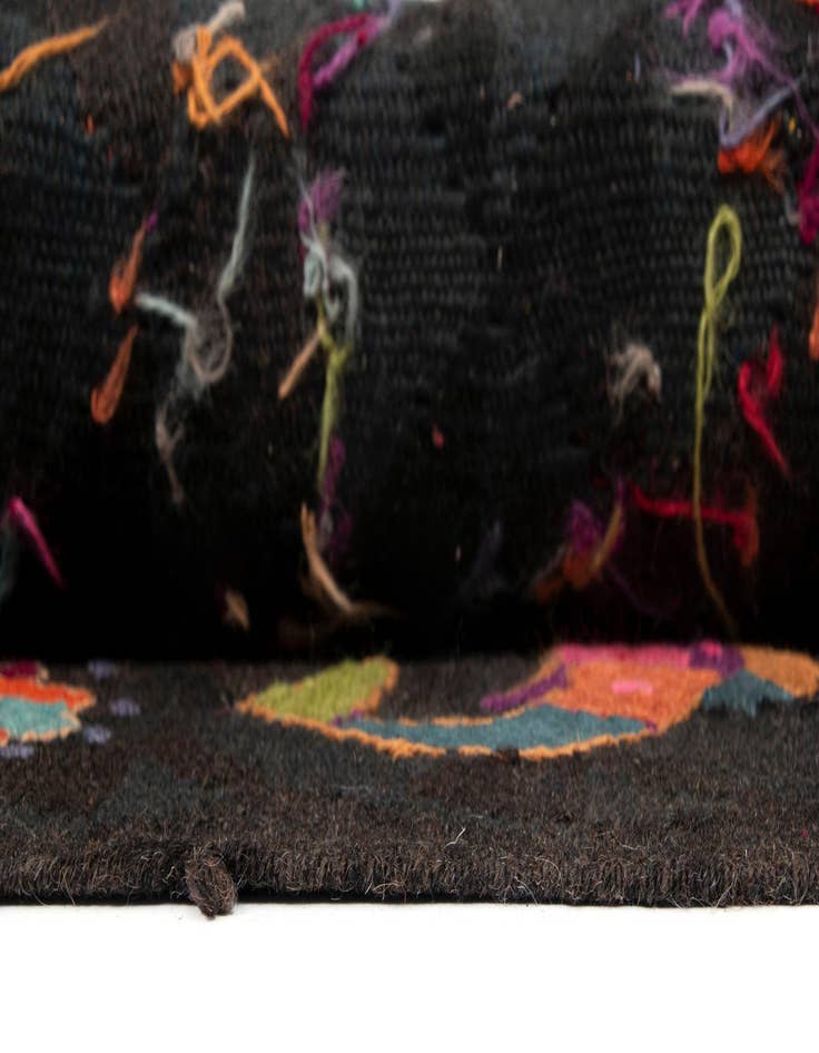 Detail image of  6' 2 x 9' 5 Kilim Wool Rug