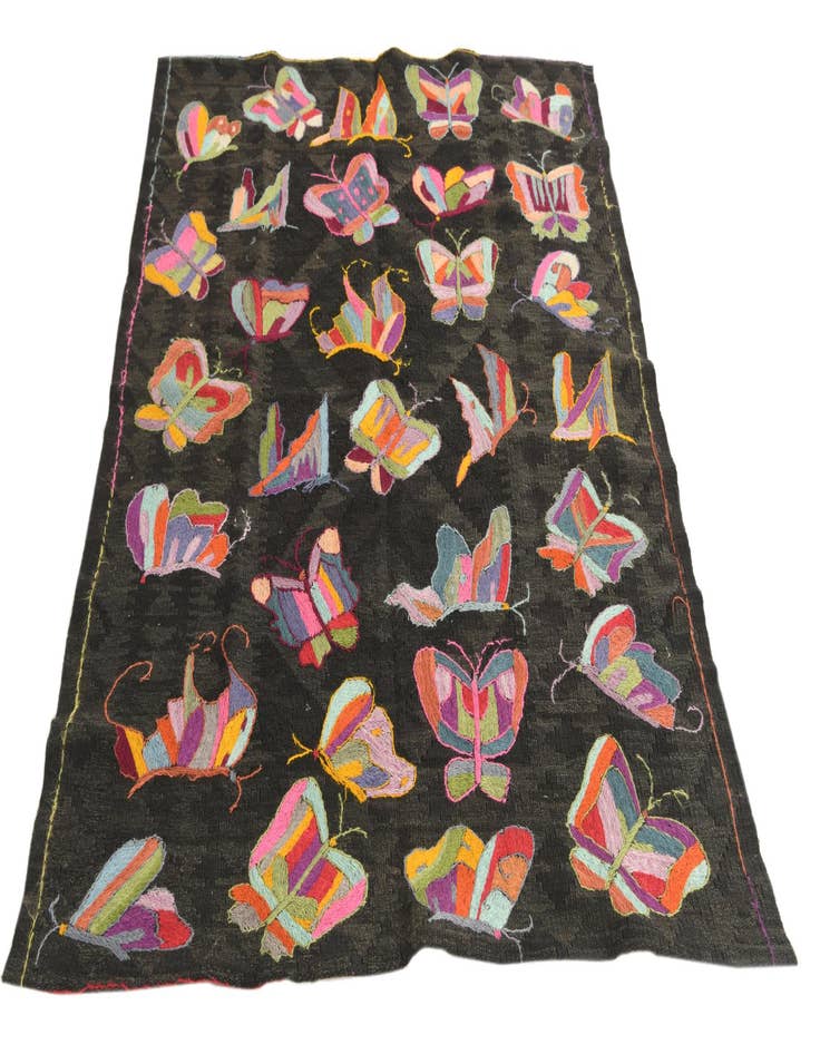 Detail image of  4' x 5' 3  Hand Woven Kilim Suzani Wool Rug