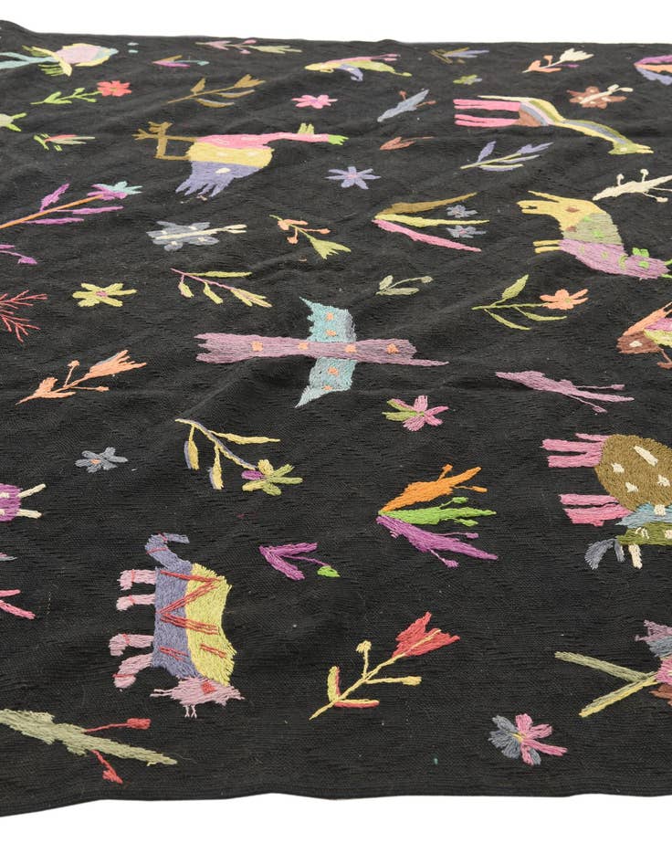 Detail image of  6' 7 x 9' 2  Hand Woven Kilim Suzani Wool Rug