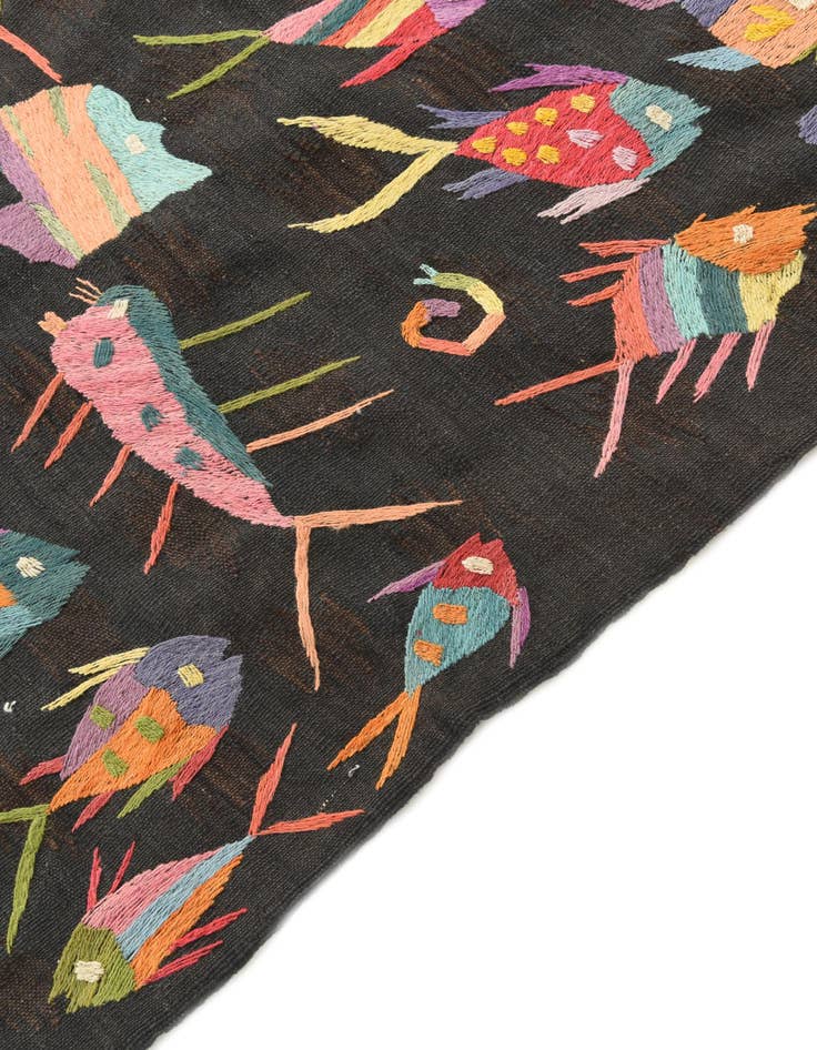 Detail image of  4' 6 x 6' 6  Hand Woven Kilim Suzani Wool Rug