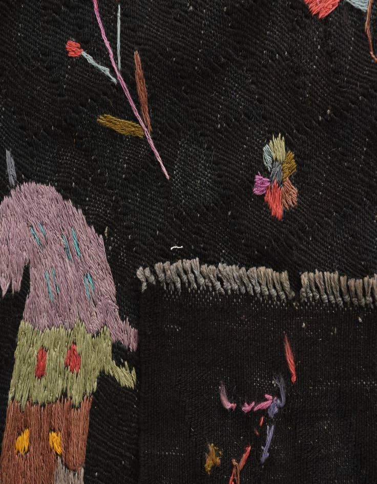 Detail image of  7' 2 x 9' 4  Hand Woven Kilim Suzani Wool Rug