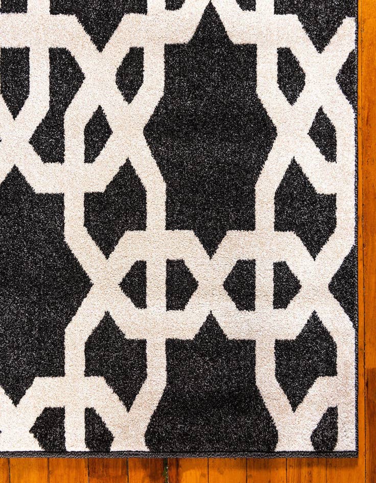 Detail image of  9' x 12' Lattice Rug
