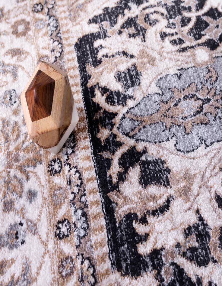 Detail image of  8' x 10' Legacy Rug