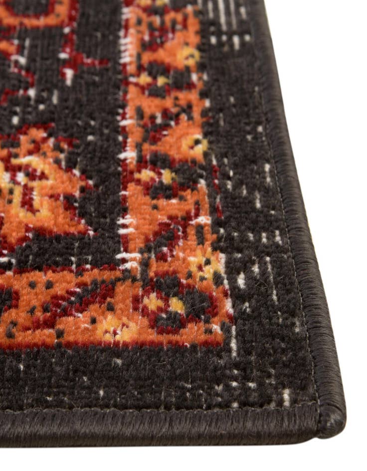 Detail image of  4' x 6' Lucerne Rug