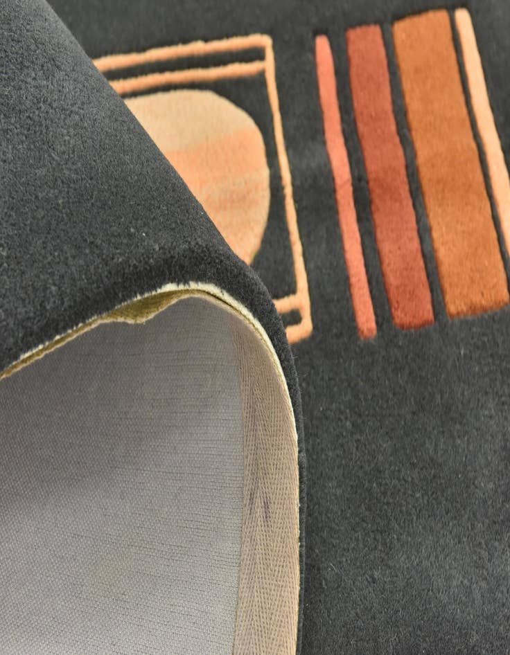 Detail image of  5' 7 x 7' 9 Luna Wool Rug