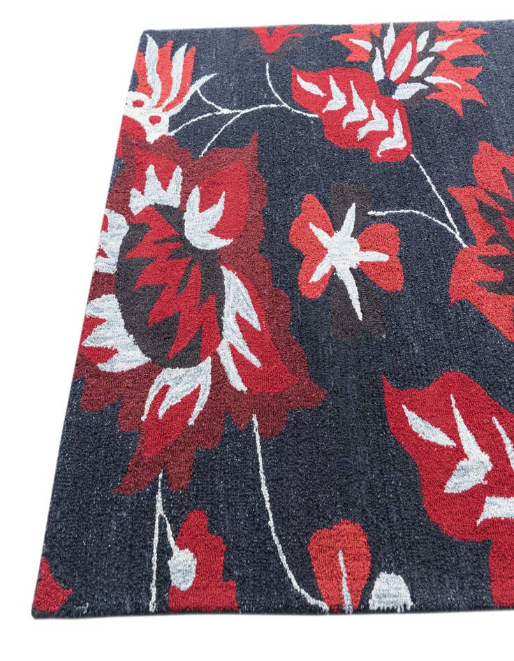 Detail image of  5' 1 x 8' 1 Luna Rug