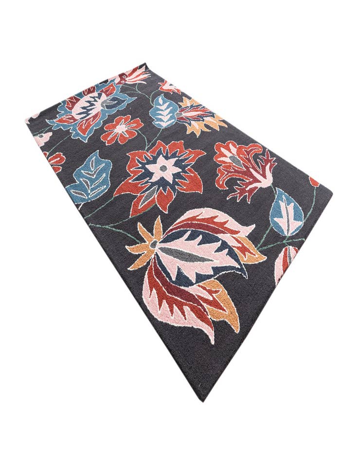 Detail image of  5' 1 x 8' Luna Rug