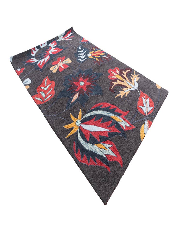 Detail image of  5' 1 x 7' 10 Luna Rug