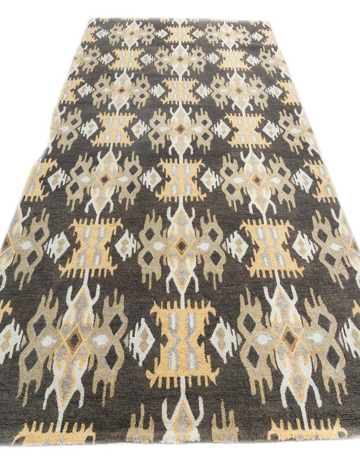 Detail image of  8' x 10' Luna Rug