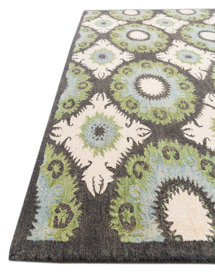 Detail image of  8' x 9' 10 Luna Rug