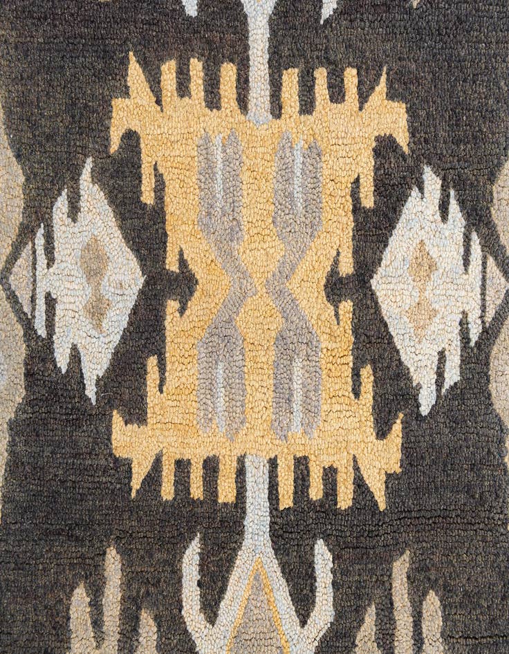 Detail image of  8' 1 x 10' 1 Luna Rug