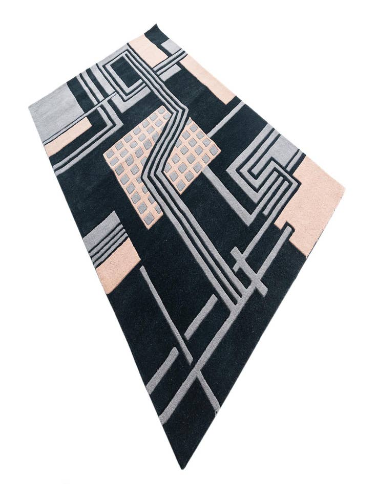 Detail image of  5' 1 x 8' Luna Rug