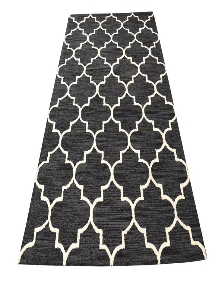 Detail image of  5' x 8' Luna Rug