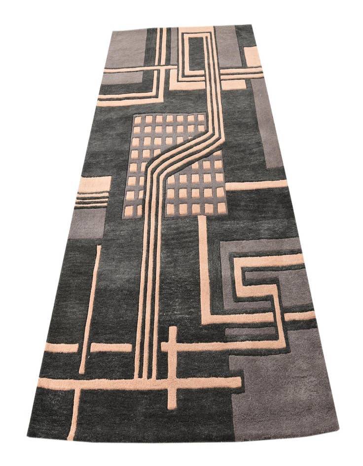 Detail image of 5' 1 x 8' Luna Rug