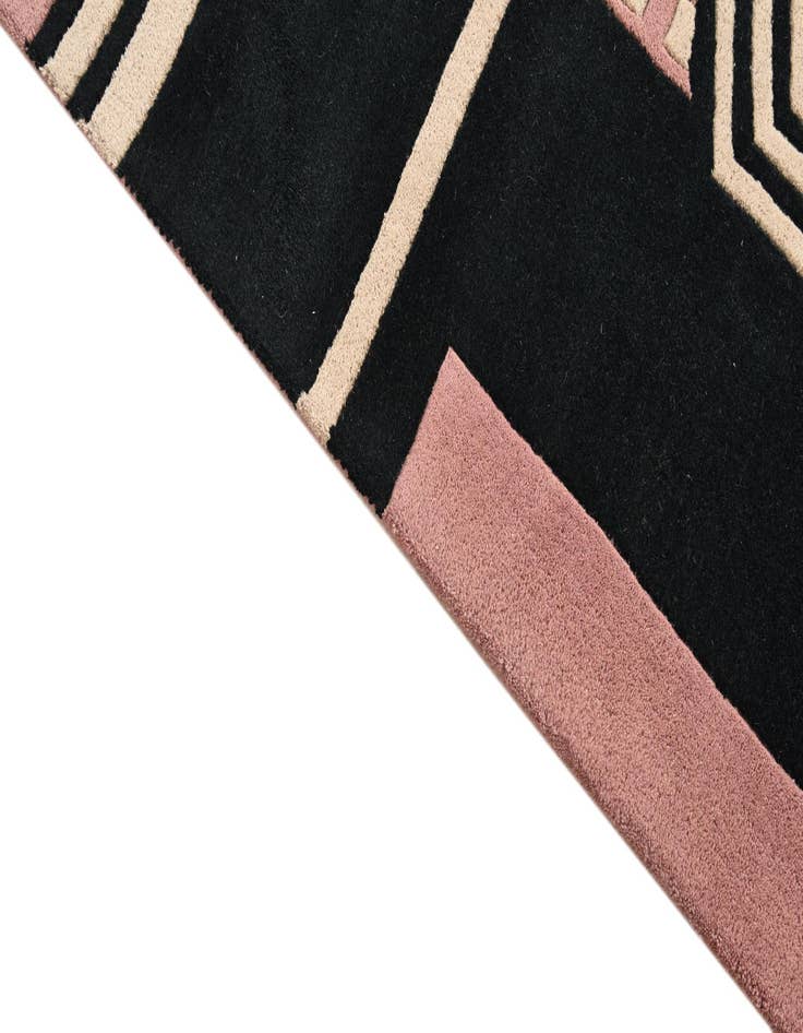 Detail image of  5' x 8' Luna Rug