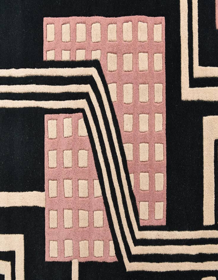 Detail image of  5' x 8' Luna Rug