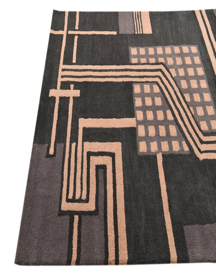 Detail image of  5' x 7' 11 Luna Rug