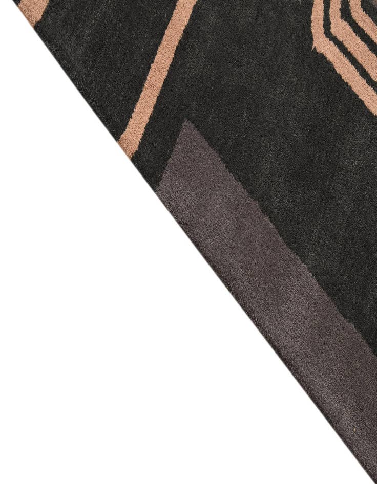 Detail image of  5' x 7' 11 Luna Rug