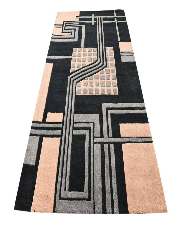 Detail image of  5' 1 x 7' 11 Luna Rug