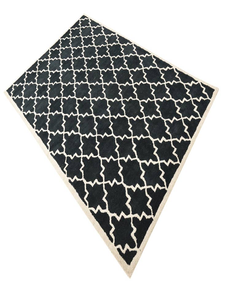 Detail image of  5' x 7' 10 Luna Rug