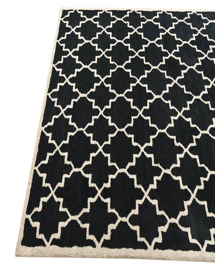 Detail image of  5' x 7' 10 Luna Rug