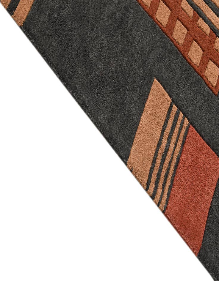 Detail image of  5' 1 x 7' 10 Luna Rug