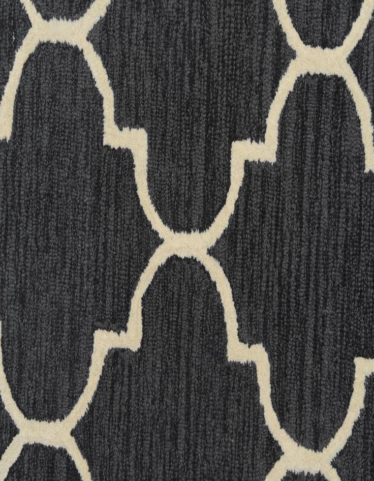 Detail image of  5' 1 x 8' Luna Rug