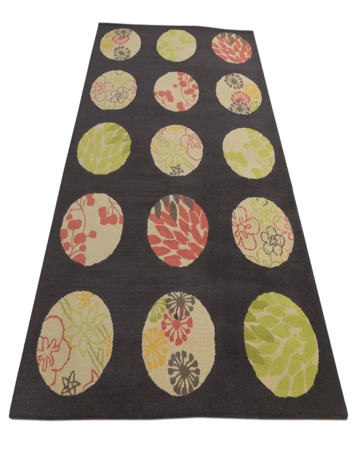 Detail image of  5' 1 x 8' Luna Rug