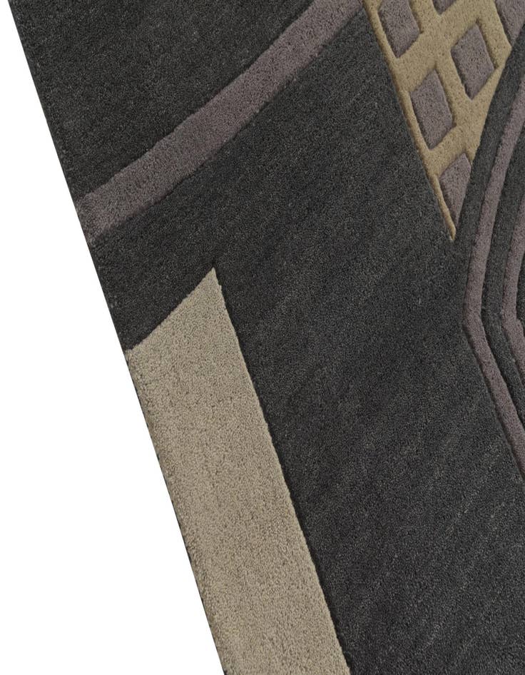 Detail image of  5' 1 x 8' Luna Rug