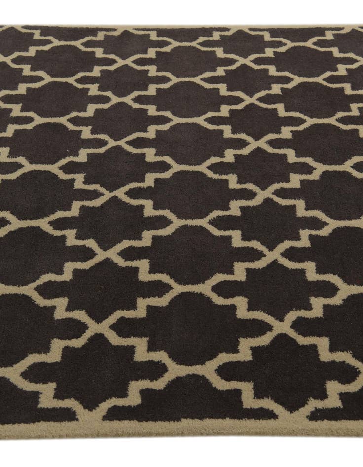 Detail image of  5' x 8' Luna Wool Rug