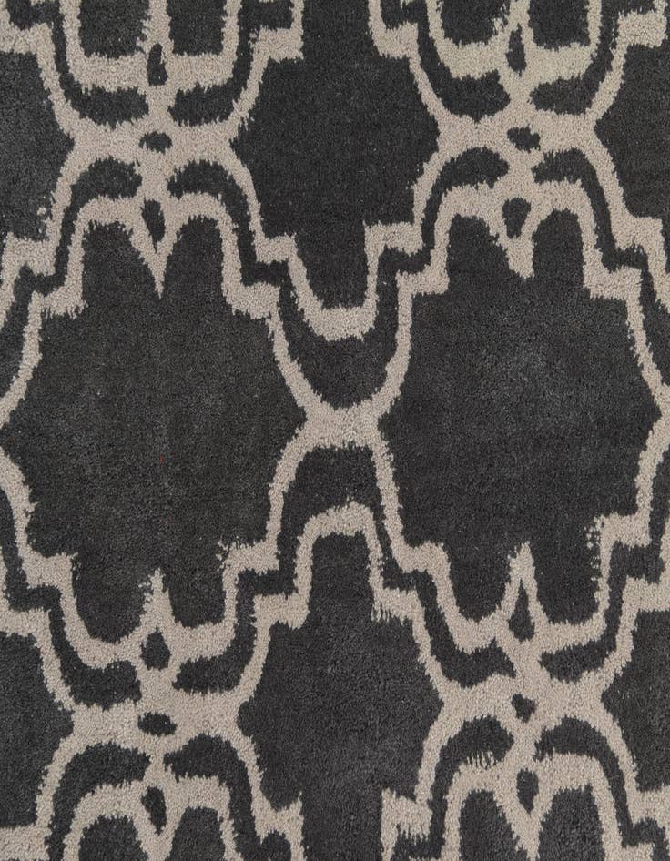 Detail image of  5' 2 x 8' 1 Luna Wool Rug