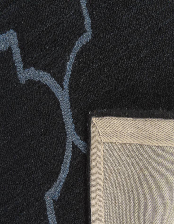 Detail image of  5' 1 x 8' 1 Luna Wool Rug